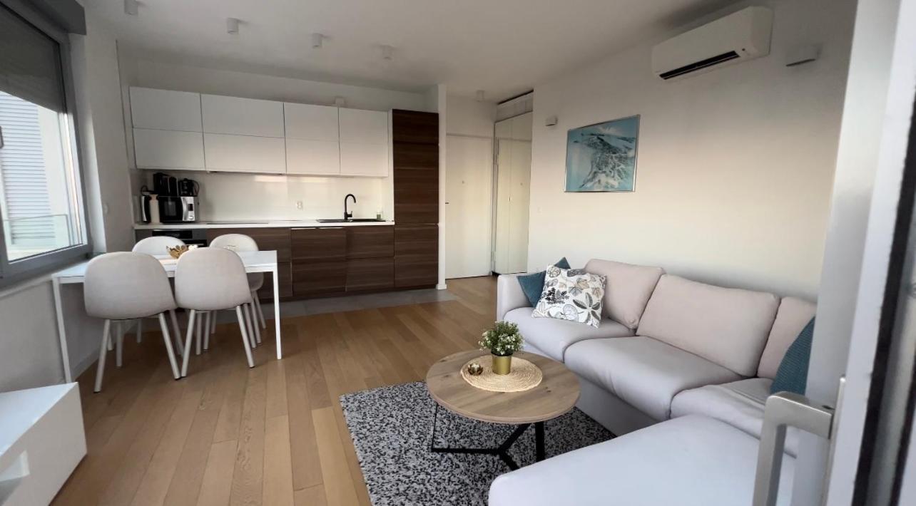 Splendid Split View Apartment מראה חיצוני תמונה